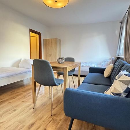 Studio-Apartments Fuer Monteure & Businessgaeste Zentral In Neumünster Exteriér fotografie